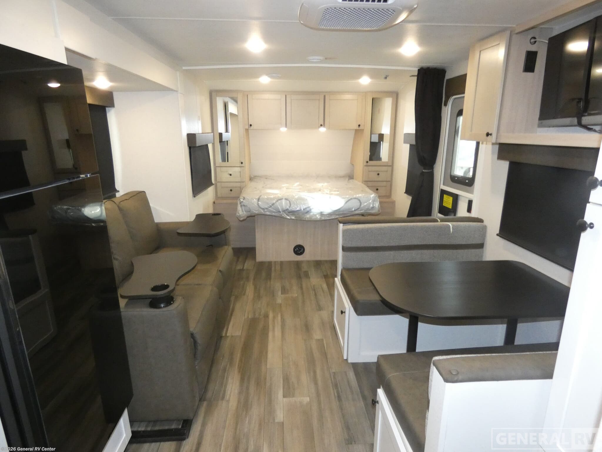 New 2026 Highland Ridge RANGE LITE 225CK available in Brownstown Township, Michigan