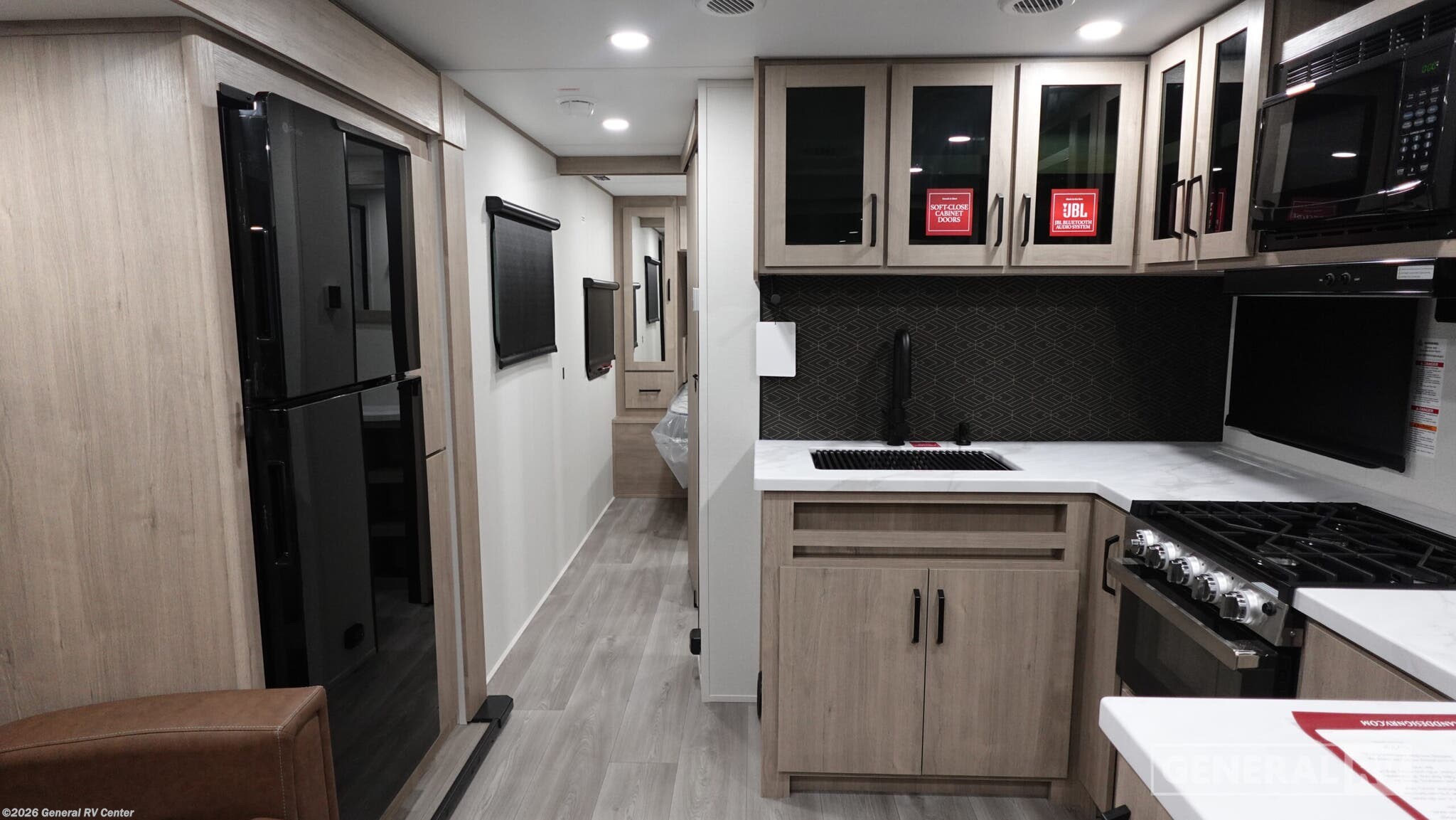 New 2026 Grand Design Imagine 25RLE available in Brownstown Township, Michigan