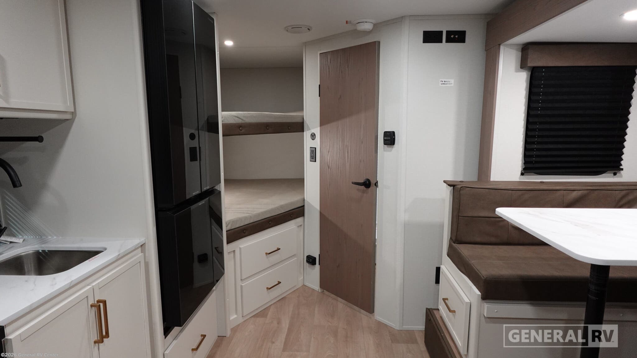 2026 Grand Design TRANSCEND-ONE 161BH - New Travel Trailer For Sale by General RV Center in Brownstown Township, Michigan