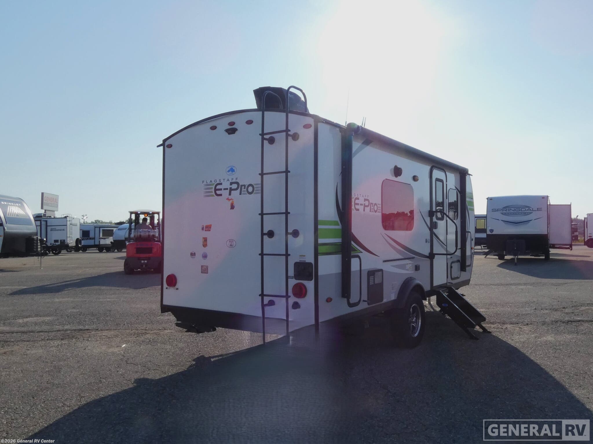 2020 Flagstaff E PRO E19FD by Forest River from General RV Center in Brownstown Township, Michigan
