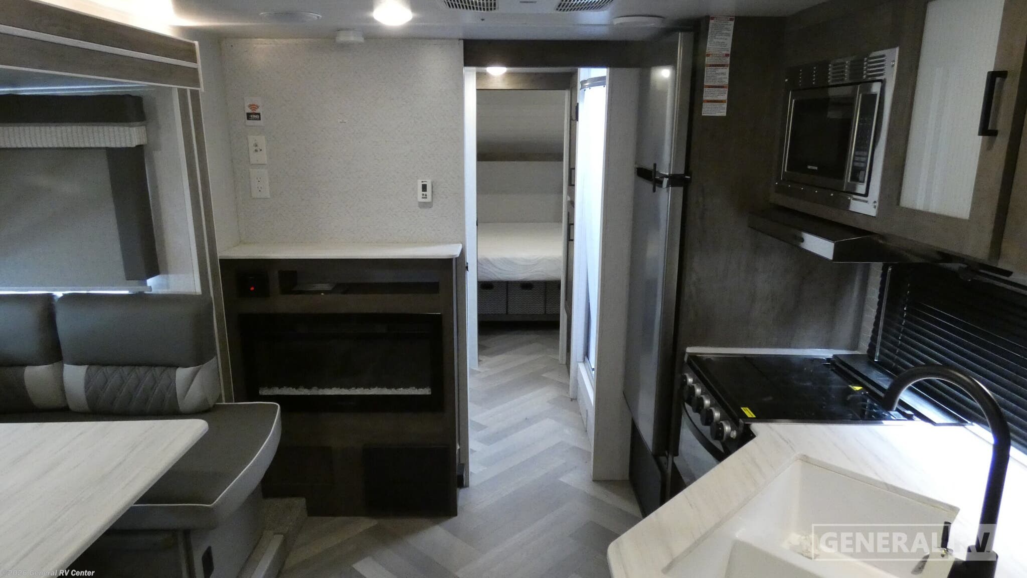 Used 2022 Forest River Wildwood X-Lite 24RLXL available in Brownstown Township, Michigan