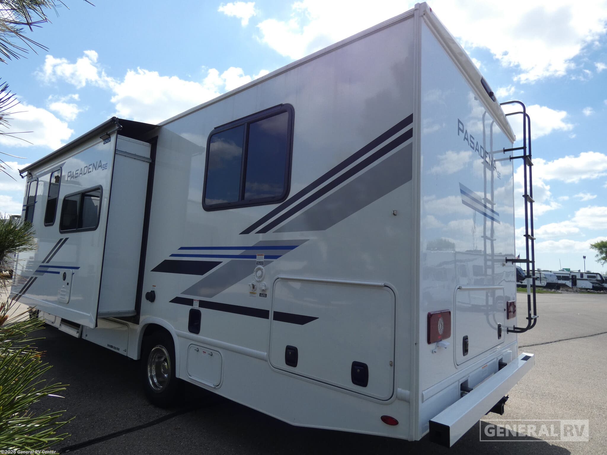 2026 Pasadena SE SE28 by Thor Motor Coach from General RV Center in Brownstown Township, Michigan