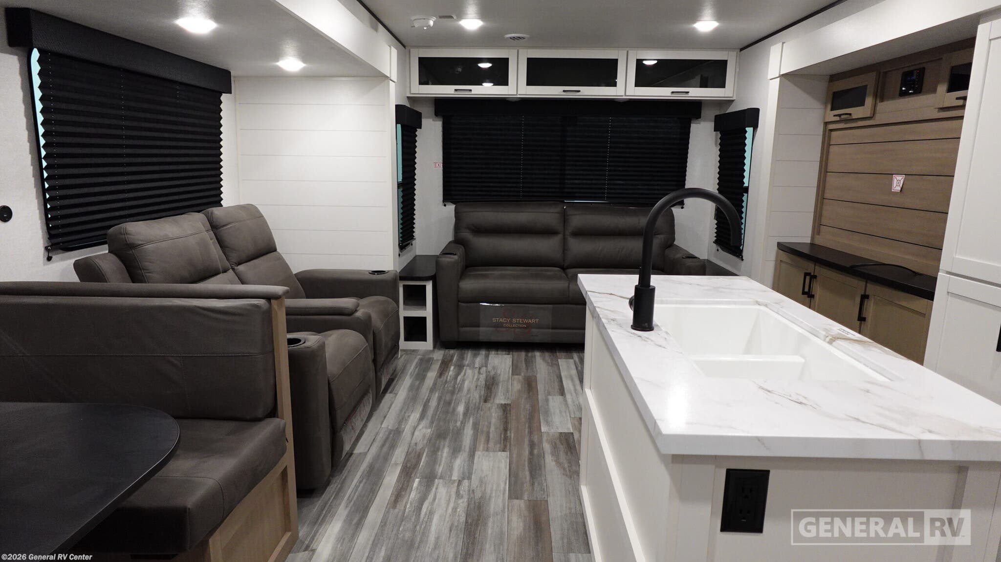 2026 Jayco Jay Flight SLX 334RTS - New Travel Trailer For Sale by General RV Center in Brownstown Township, Michigan