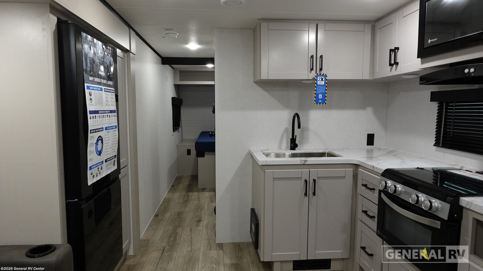 New 2026 Jayco FEATHER 25RLSL available in Brownstown Township, Michigan