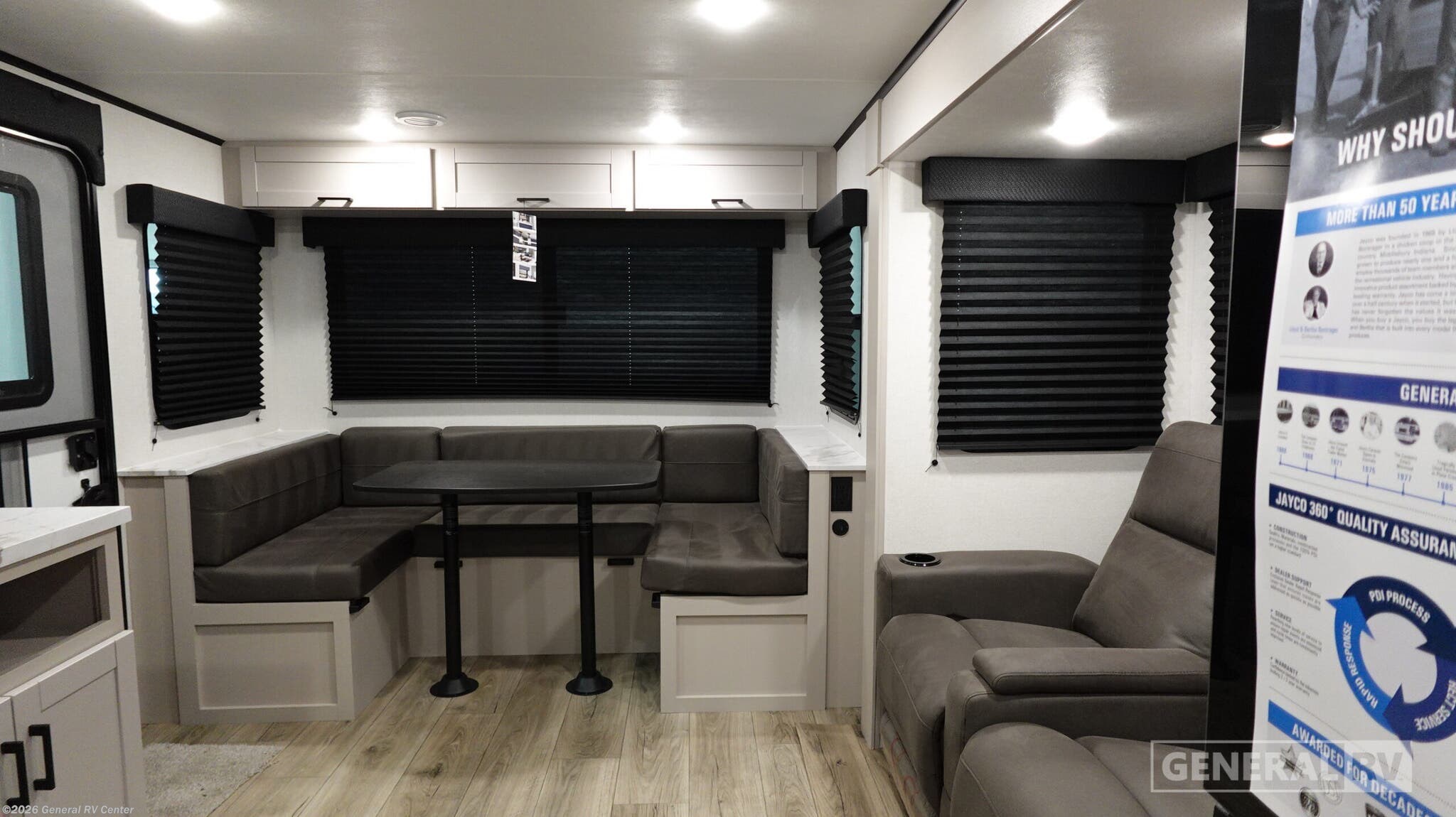 2026 Jayco FEATHER 25RLSL - New Travel Trailer For Sale by General RV Center in Brownstown Township, Michigan