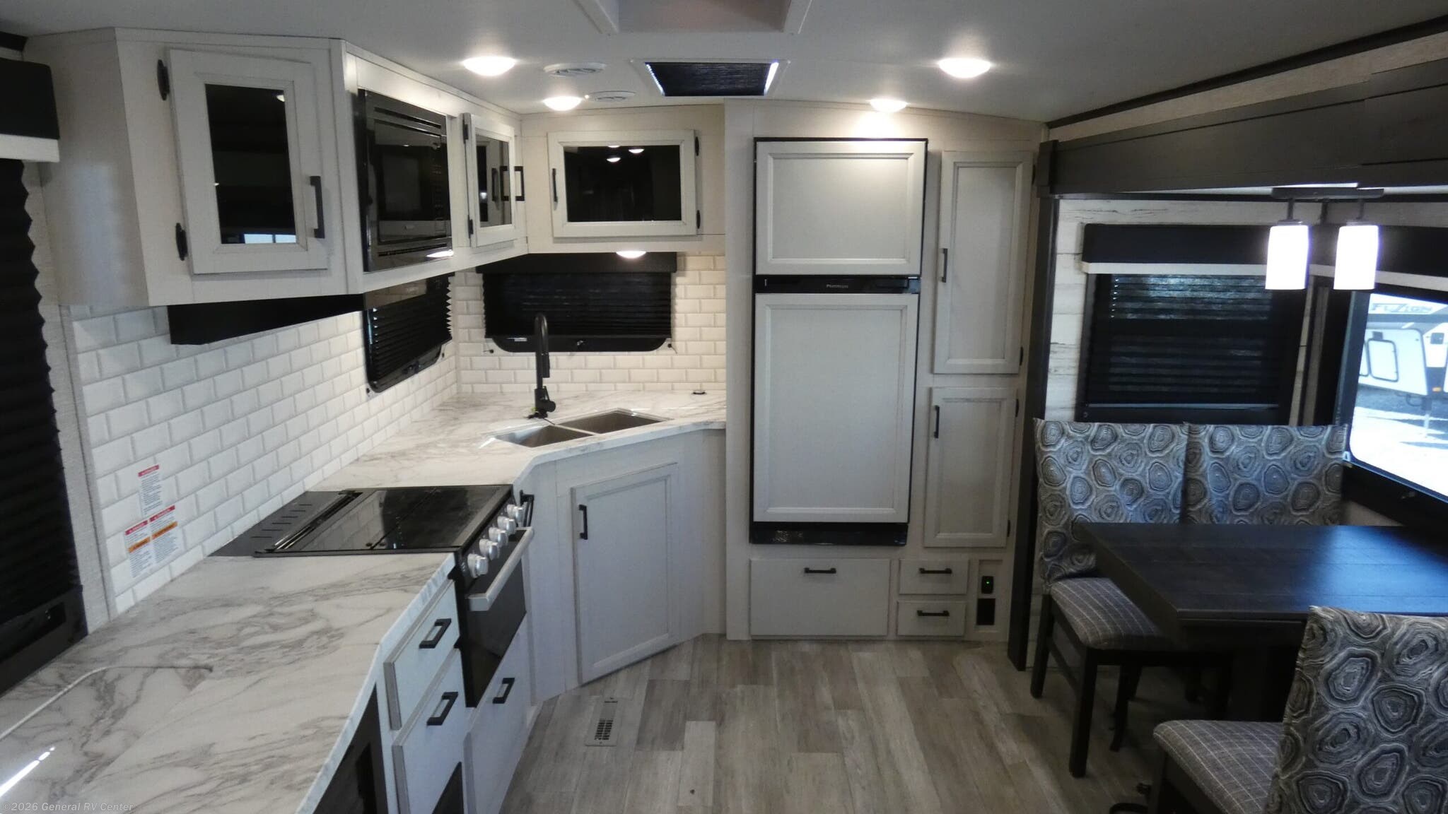 2022 Jayco White Hawk 27RK - Used Travel Trailer For Sale by General RV Center in Brownstown Township, Michigan
