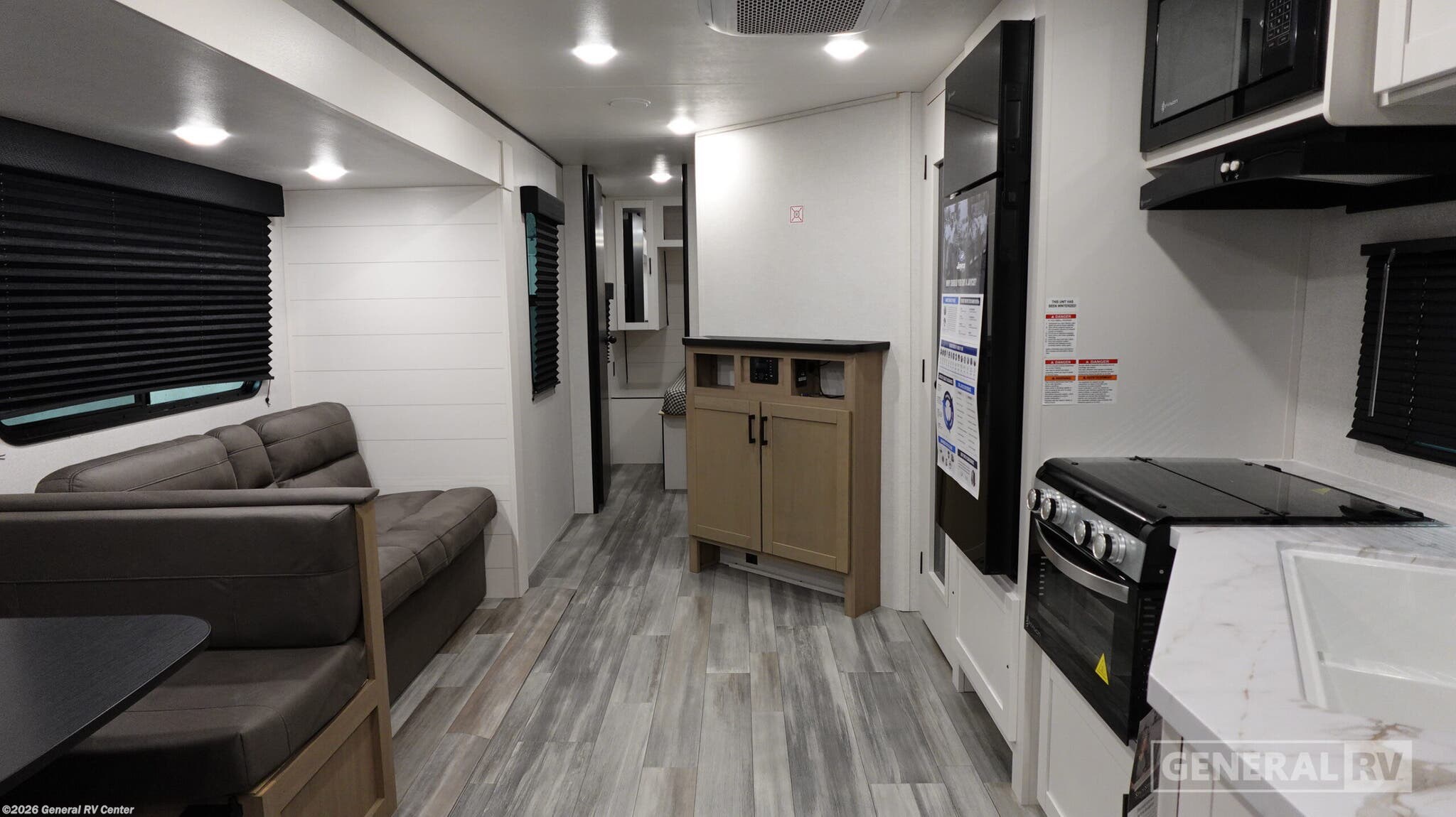 New 2026 Jayco Jay Flight SLX 295TBS available in Brownstown Township, Michigan