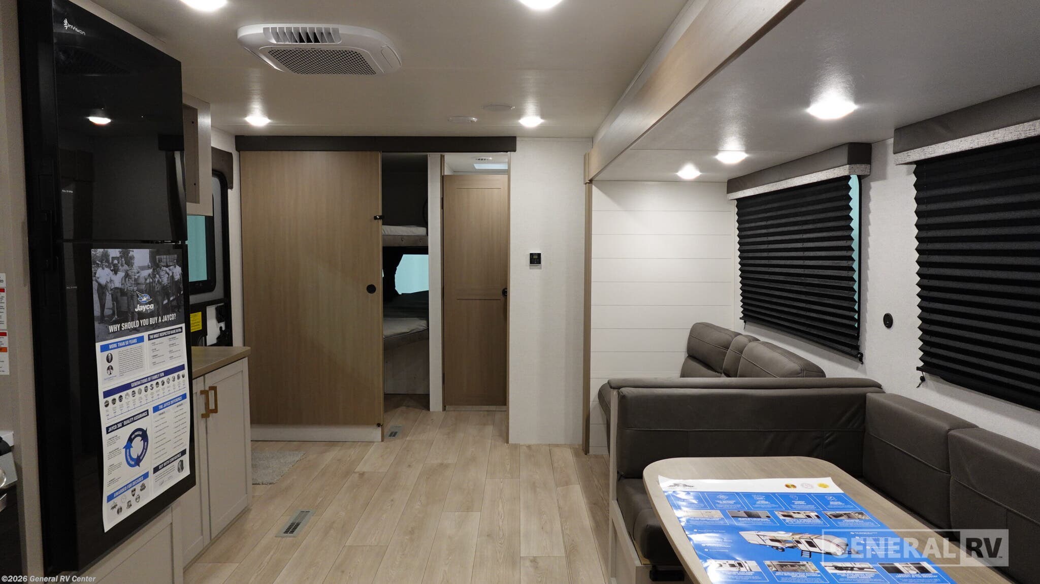 2026 Jayco Jay Flight SLX 330TBS - New Travel Trailer For Sale by General RV Center in Brownstown Township, Michigan