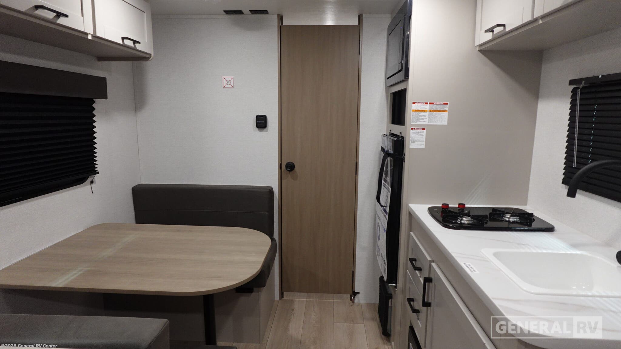 2026 Jayco Jay Flight SLX 170FQ - New Travel Trailer For Sale by General RV Center in Brownstown Township, Michigan