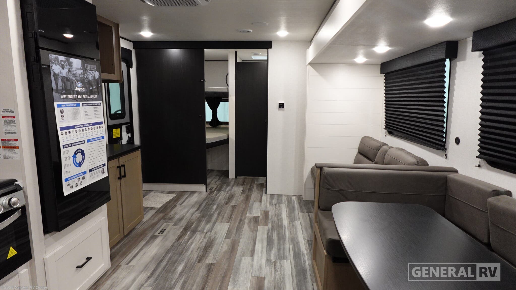 2026 Jayco Jay Flight SLX 330TBS - New Travel Trailer For Sale by General RV Center in Brownstown Township, Michigan