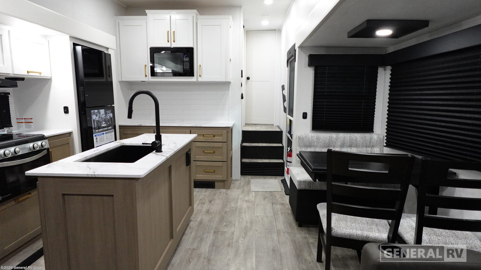 New 2027 Jayco Eagle SLE 30RLT available in Brownstown Township, Michigan