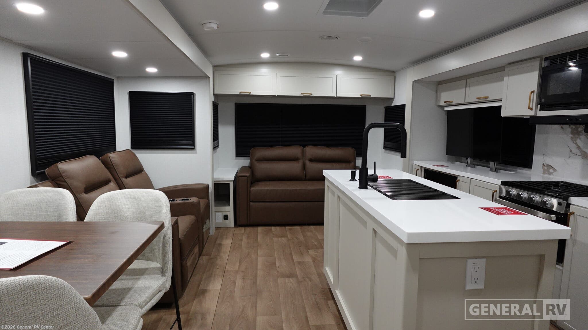 2027 Grand Design Imagine 2970RL - New Travel Trailer For Sale by General RV Center in Brownstown Township, Michigan