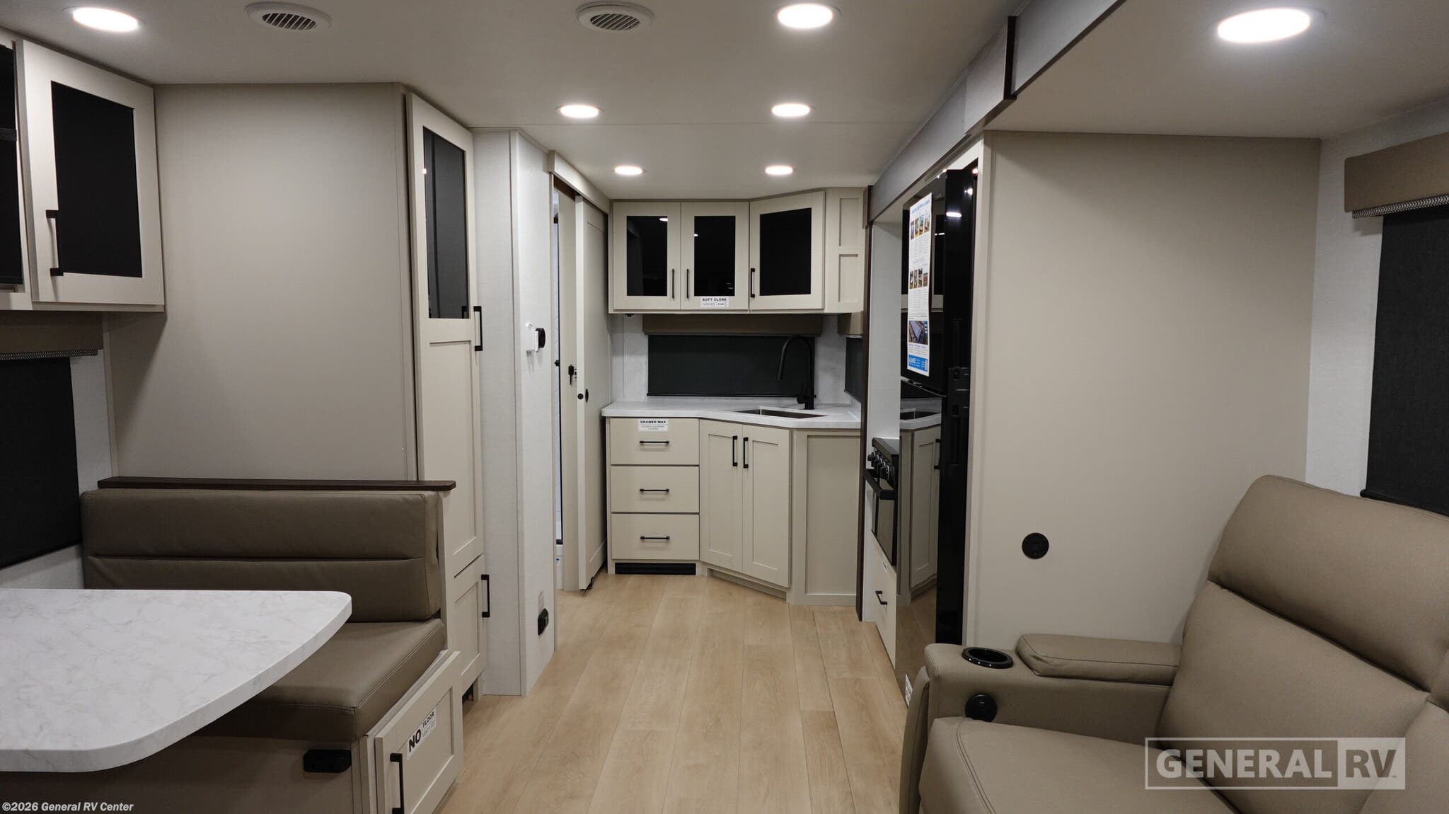 2027 Alliance RV Delta Ultra Lite ML226 - New Travel Trailer For Sale by General RV Center in Brownstown Township, Michigan