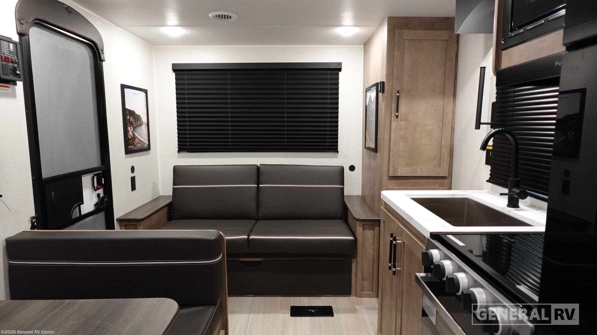 2026 Keystone Springdale 2100RL - New Travel Trailer For Sale by General RV Center in Brownstown Township, Michigan