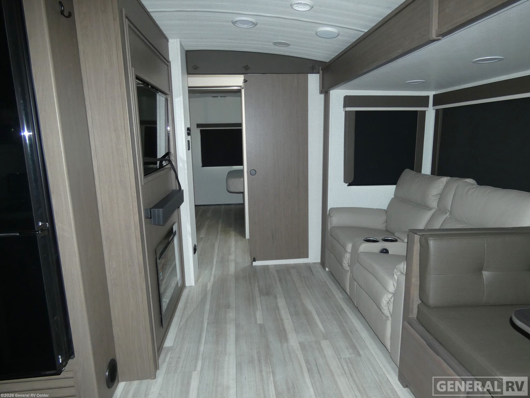 2026 Keystone Cougar 25FKD - New Travel Trailer For Sale by General RV Center in Mount Clemens, Michigan
