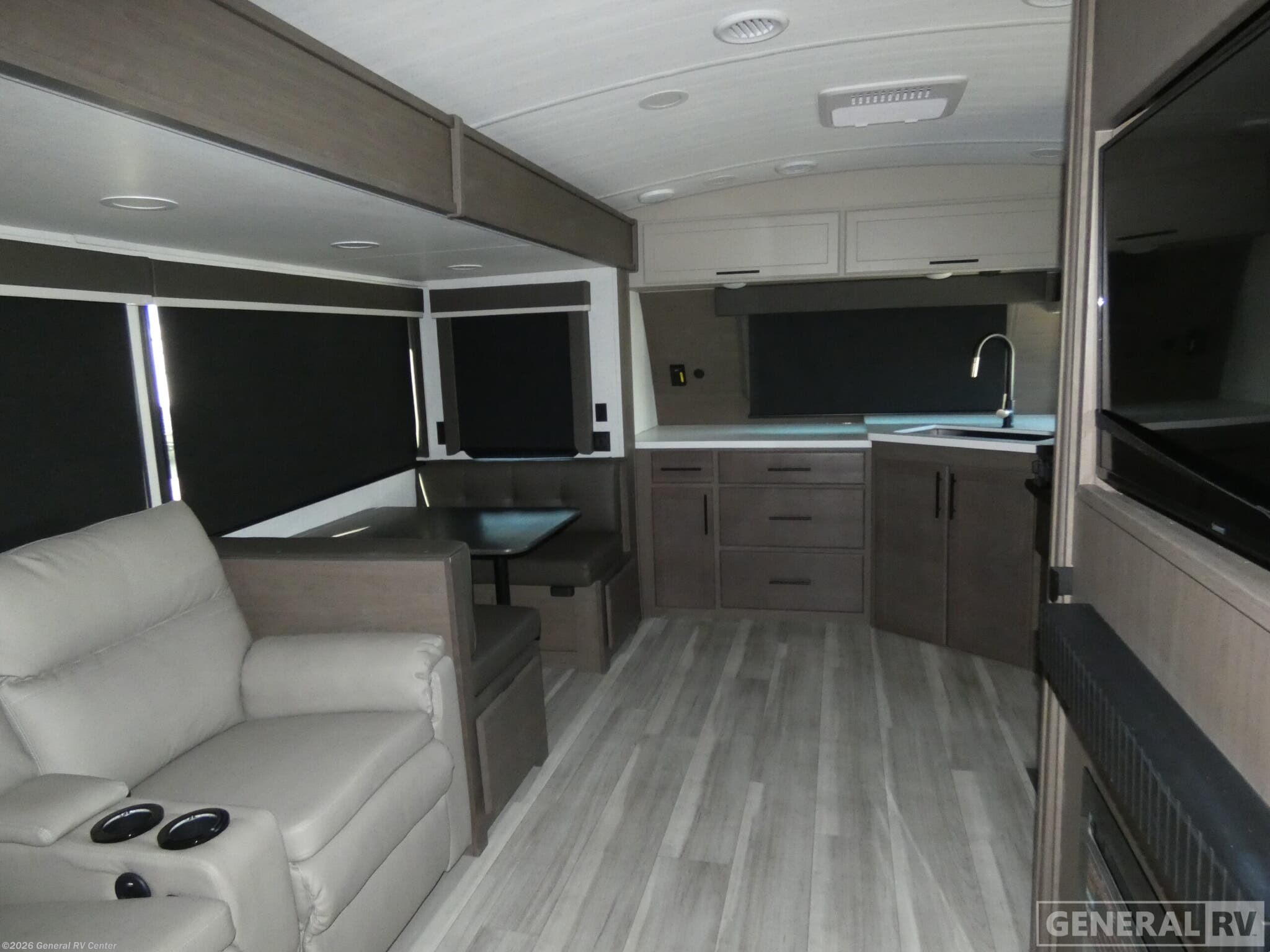 New 2026 Keystone Cougar 25FKD available in Mount Clemens, Michigan