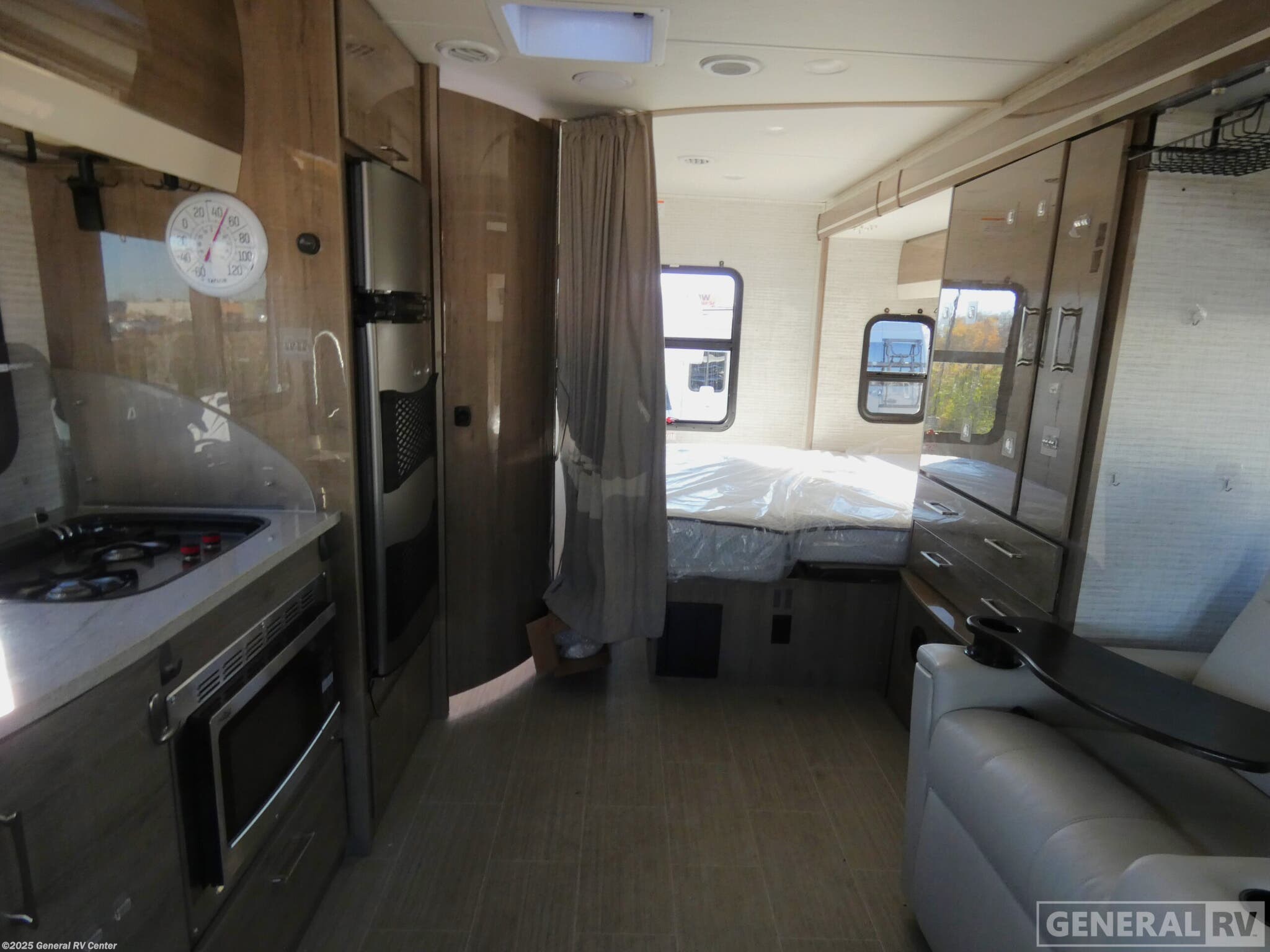 2024 Entegra Coach Qwest 24L - Used Class C For Sale by General RV Center in Mount Clemens, Michigan
