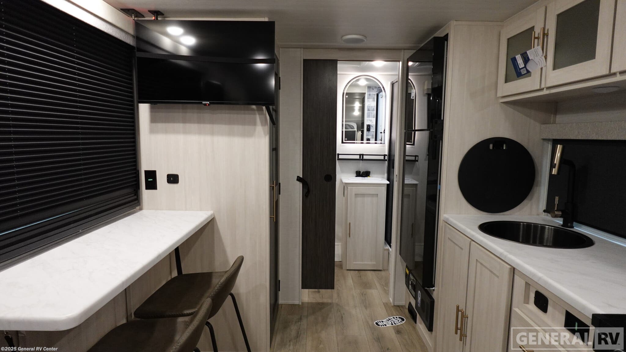 2026 Forest River R*POD RP-197 - New Travel Trailer For Sale by General RV Center in Mount Clemens, Michigan