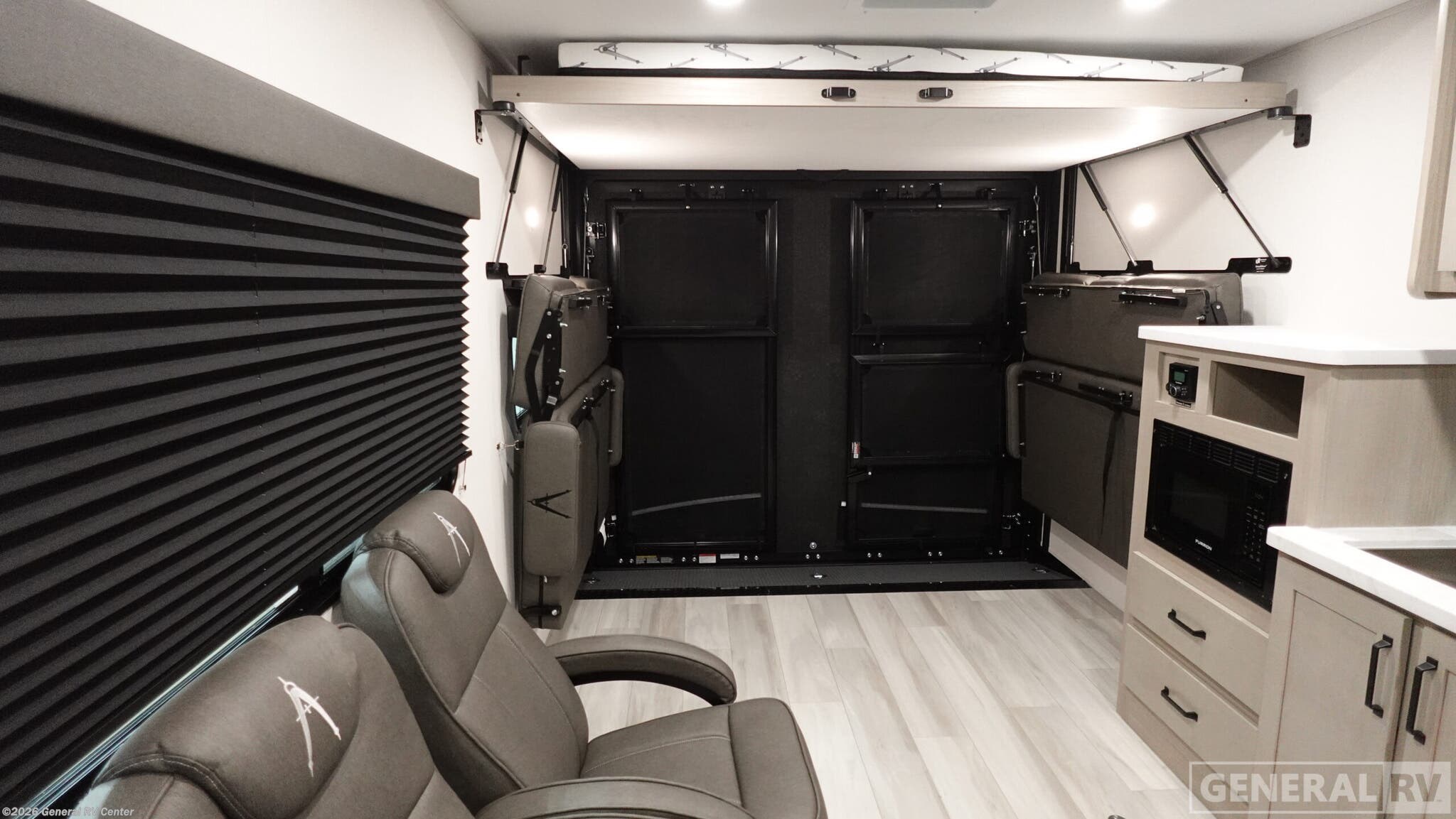 2026 Grand Design Momentum 27MAV - New Toy Hauler For Sale by General RV Center in Mount Clemens, Michigan