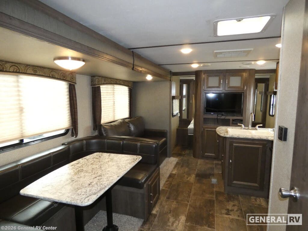 Used 2019 Keystone Passport 2920BH available in Mount Clemens, Michigan