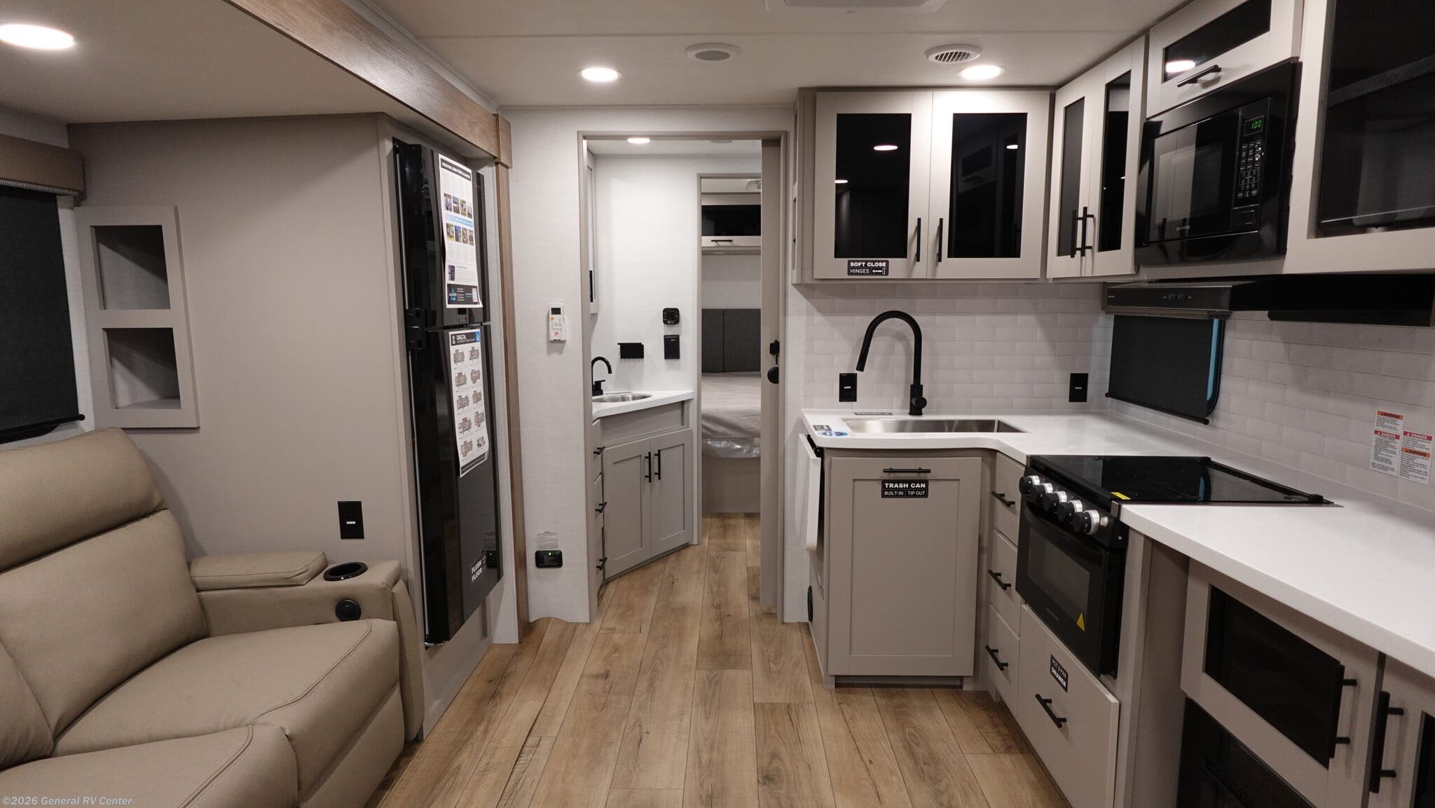 New 2026 Alliance RV Delta 252RL available in Mount Clemens, Michigan