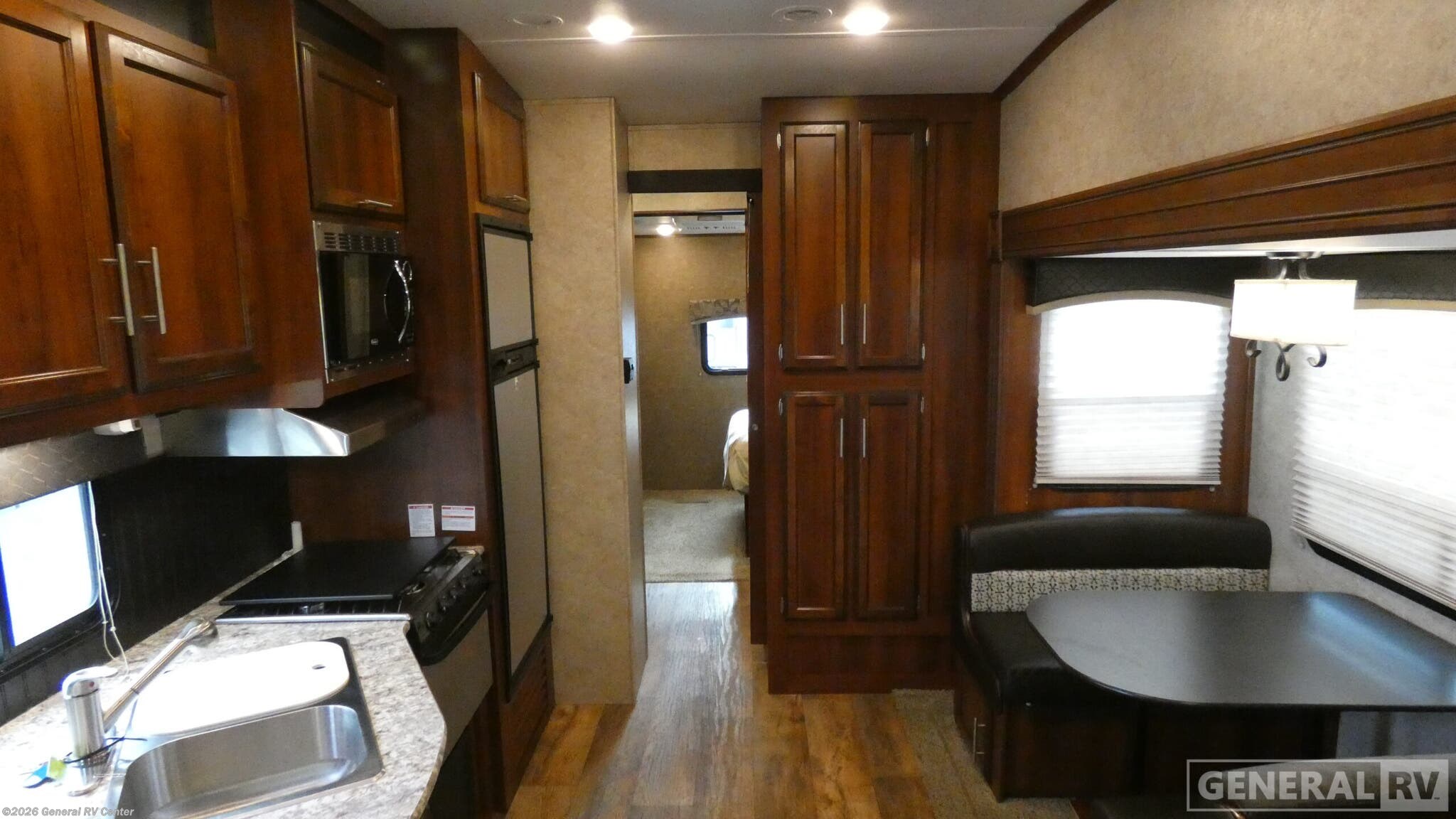 2016 Jayco Eagle HT 29.5FBDS - Used Fifth Wheel For Sale by General RV Center in Mount Clemens, Michigan