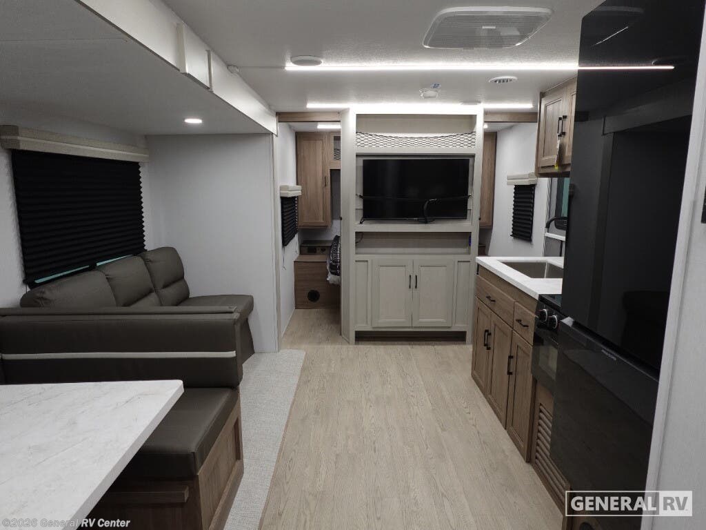 New 2026 Coachmen Freedom EXPRS 29SE available in Mount Clemens, Michigan