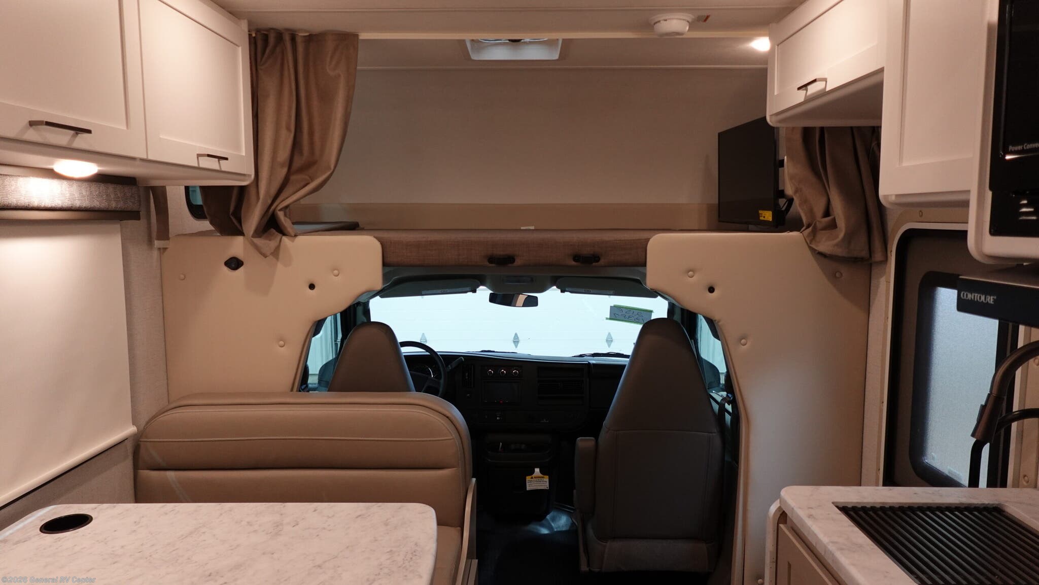 New 2026 Thor Motor Coach Pasadena SE21 available in Mount Clemens, Michigan