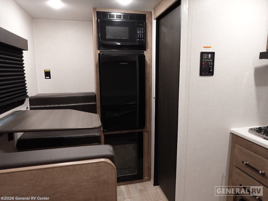 2026 Keystone Springdale 1320RD - New Travel Trailer For Sale by General RV Center in Mount Clemens, Michigan