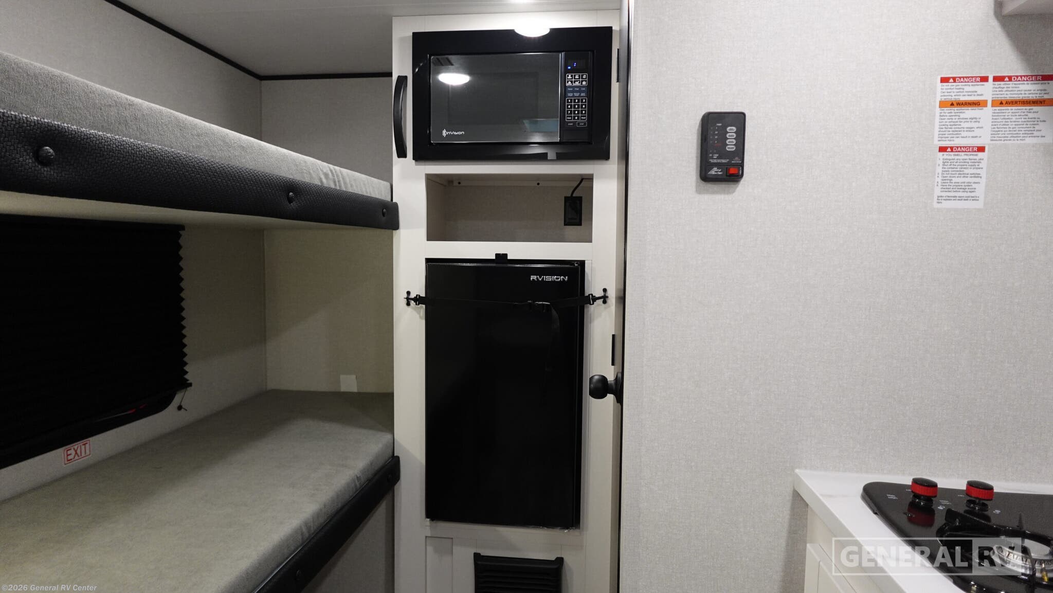 2026 Jayco Flight 130BH - New Travel Trailer For Sale by General RV Center in Mount Clemens, Michigan