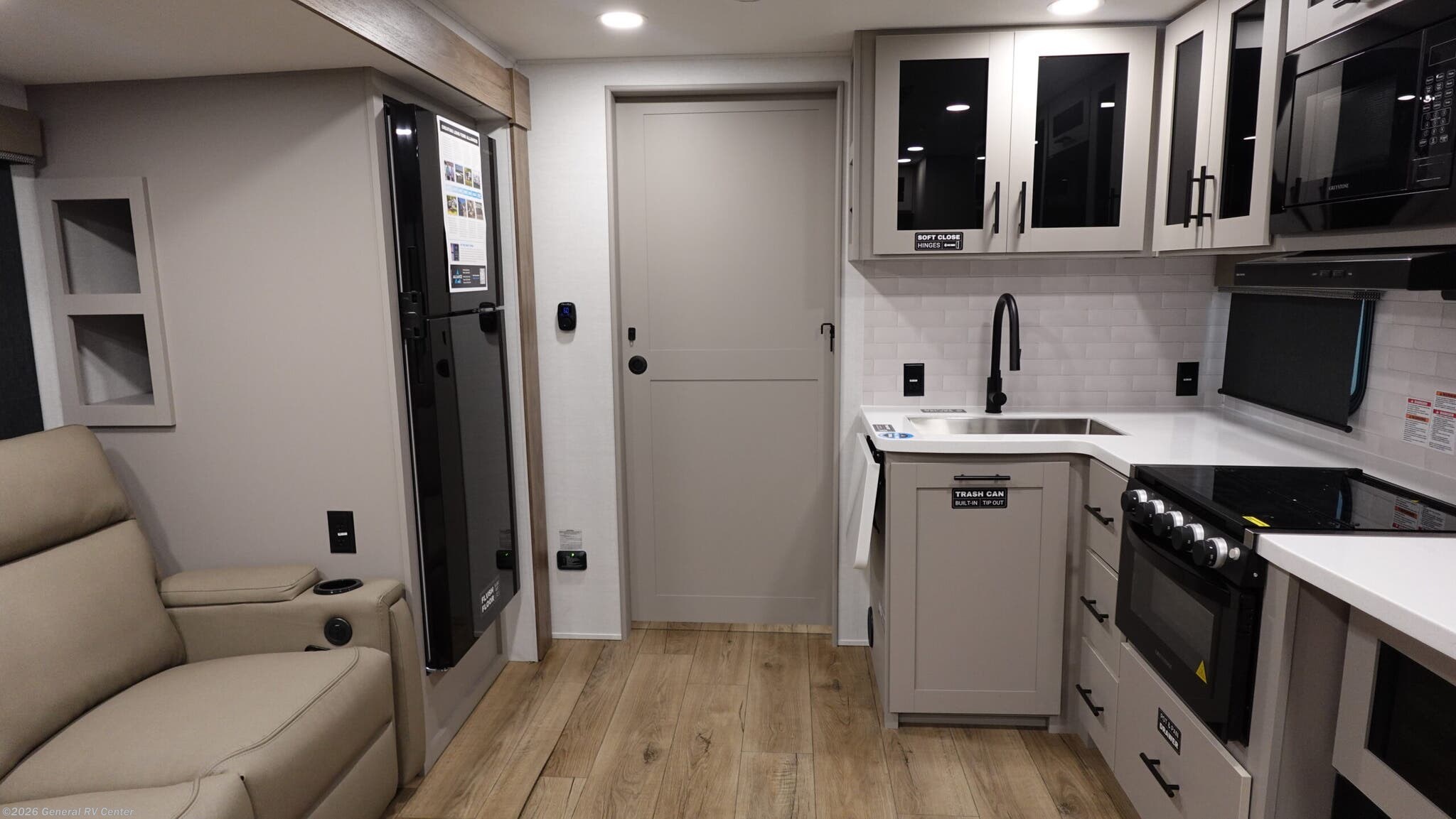 New 2026 Alliance RV Delta 252RL available in Mount Clemens, Michigan