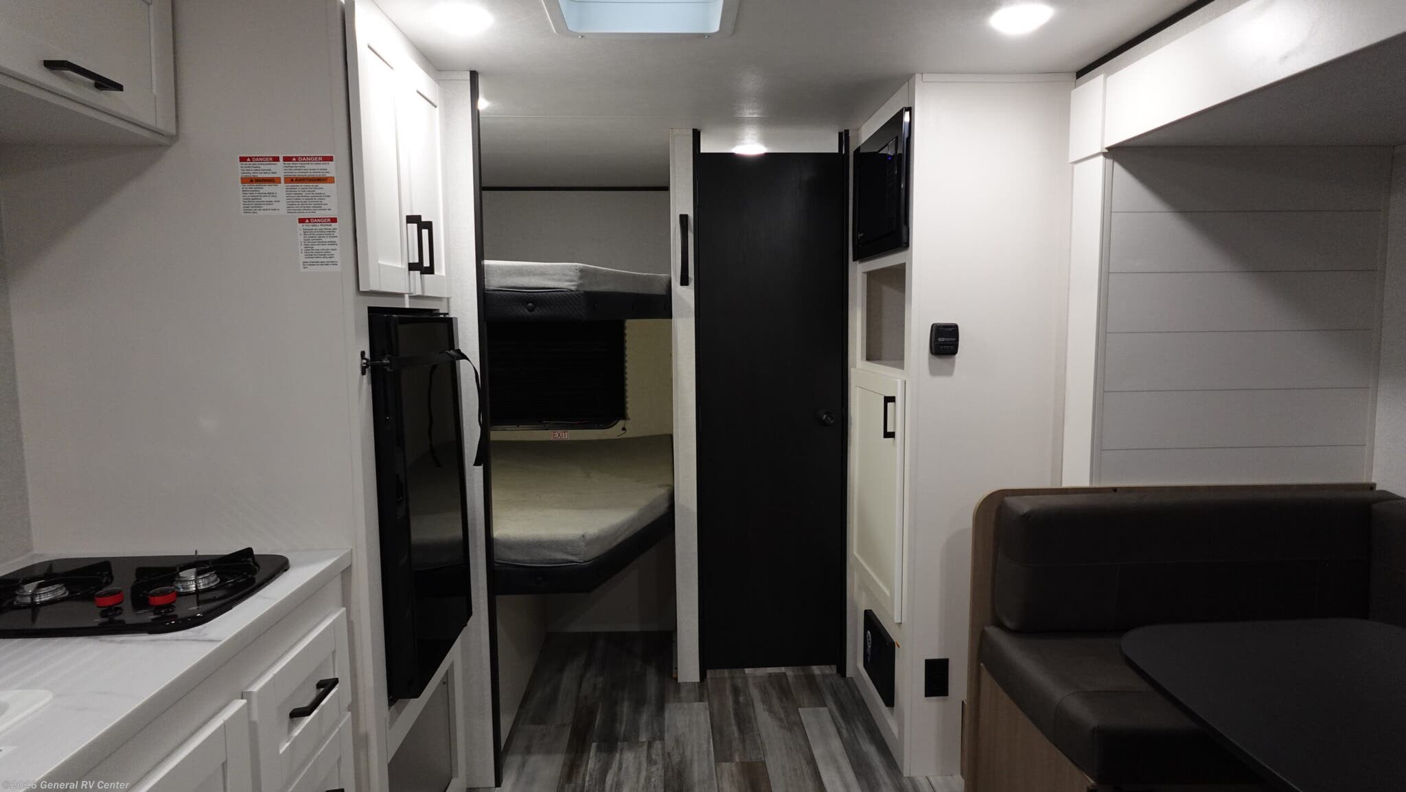 2026 Jayco Flight 178DBS - New Travel Trailer For Sale by General RV Center in Mount Clemens, Michigan