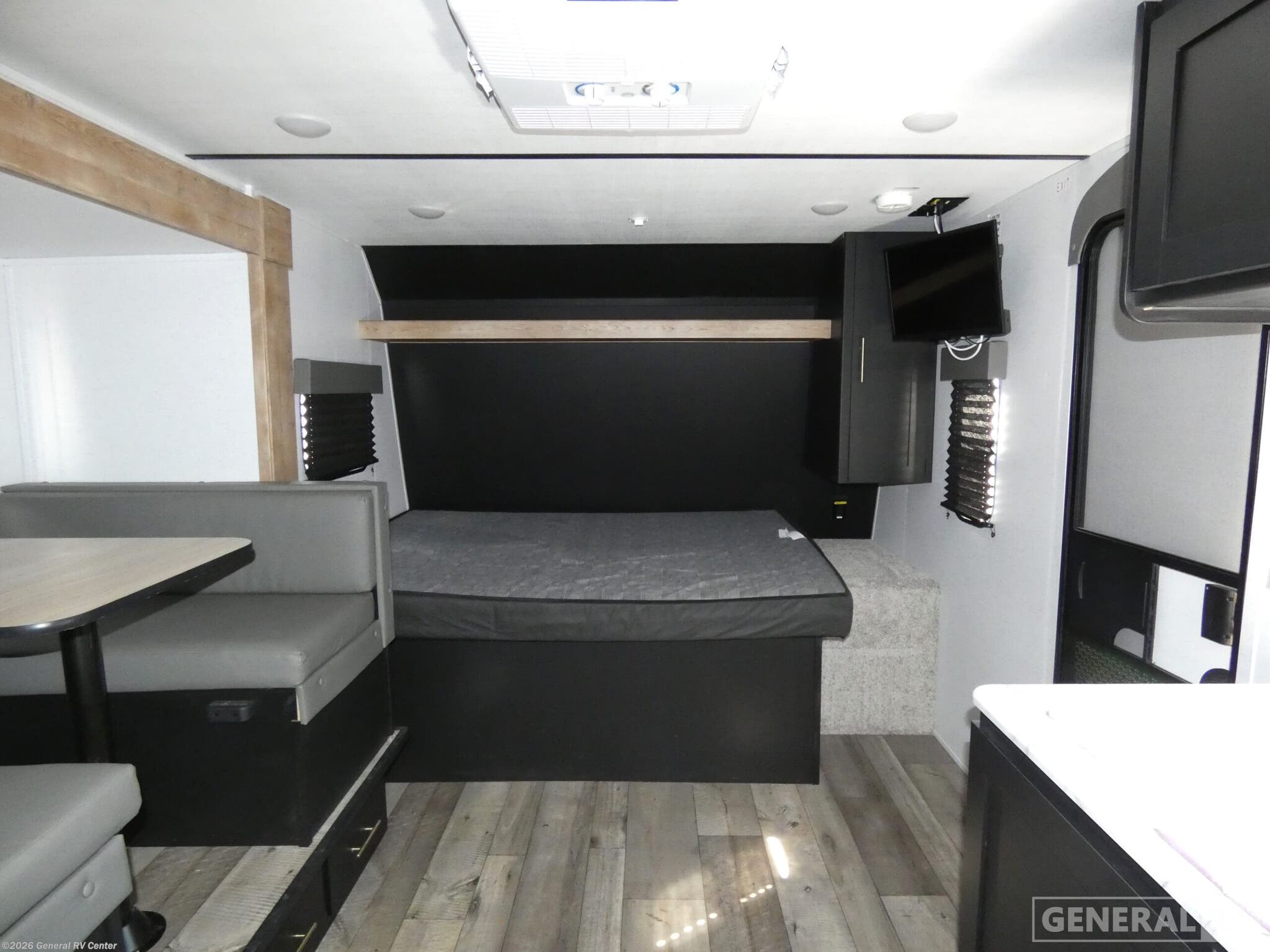 Used 2023 Keystone Springdale 1760BH available in Mount Clemens, Michigan