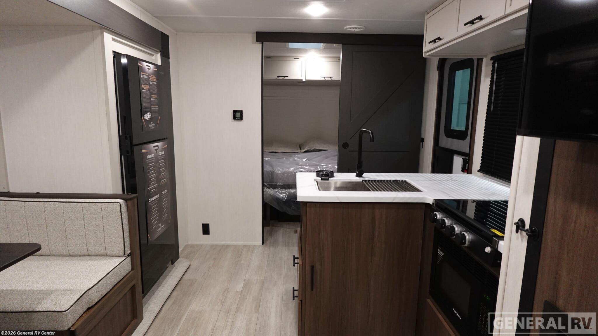 New 2026 Prime Time Avenger 23BHS available in Mount Clemens, Michigan