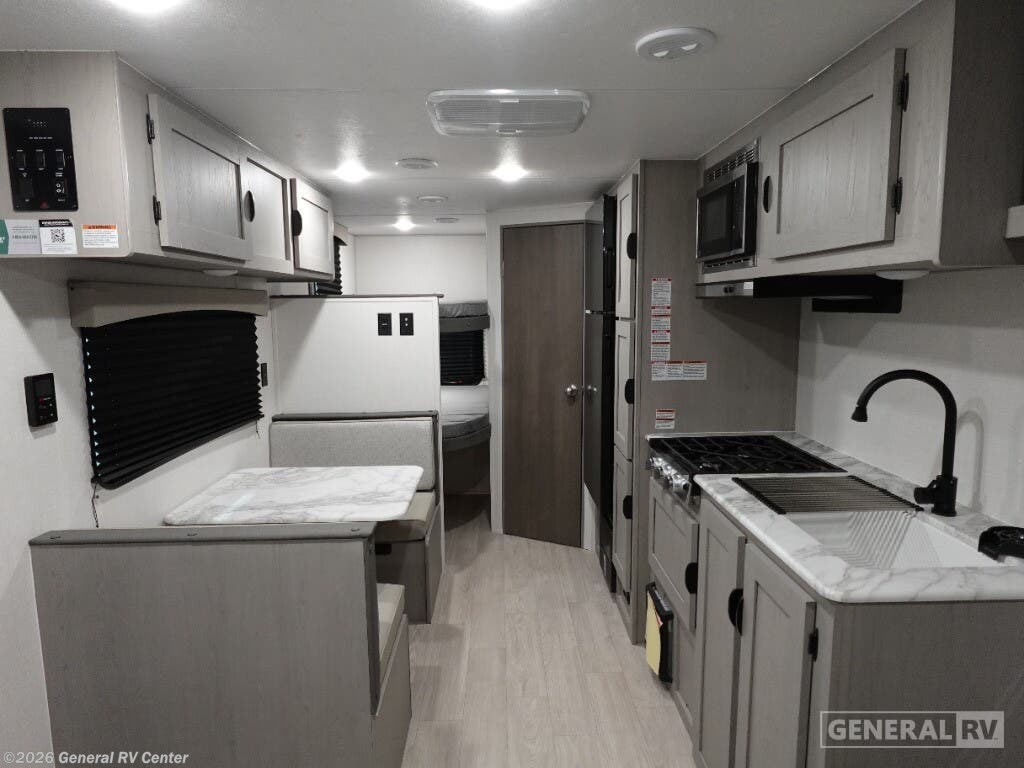 2026 Coachmen Clipper 26BH - New Travel Trailer For Sale by General RV Center in Mount Clemens, Michigan
