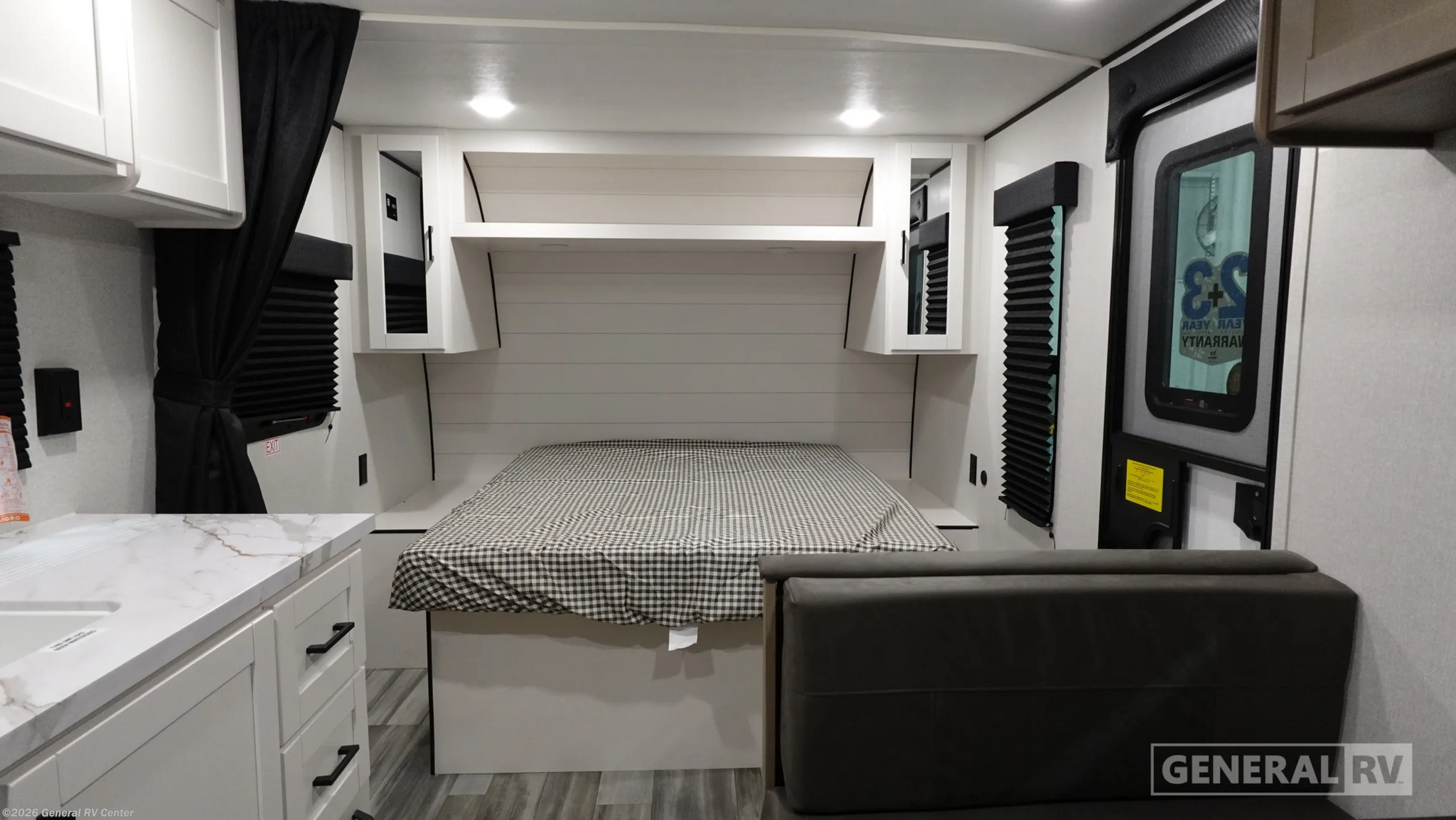 New 2026 Jayco Flight 175FQ available in Mount Clemens, Michigan
