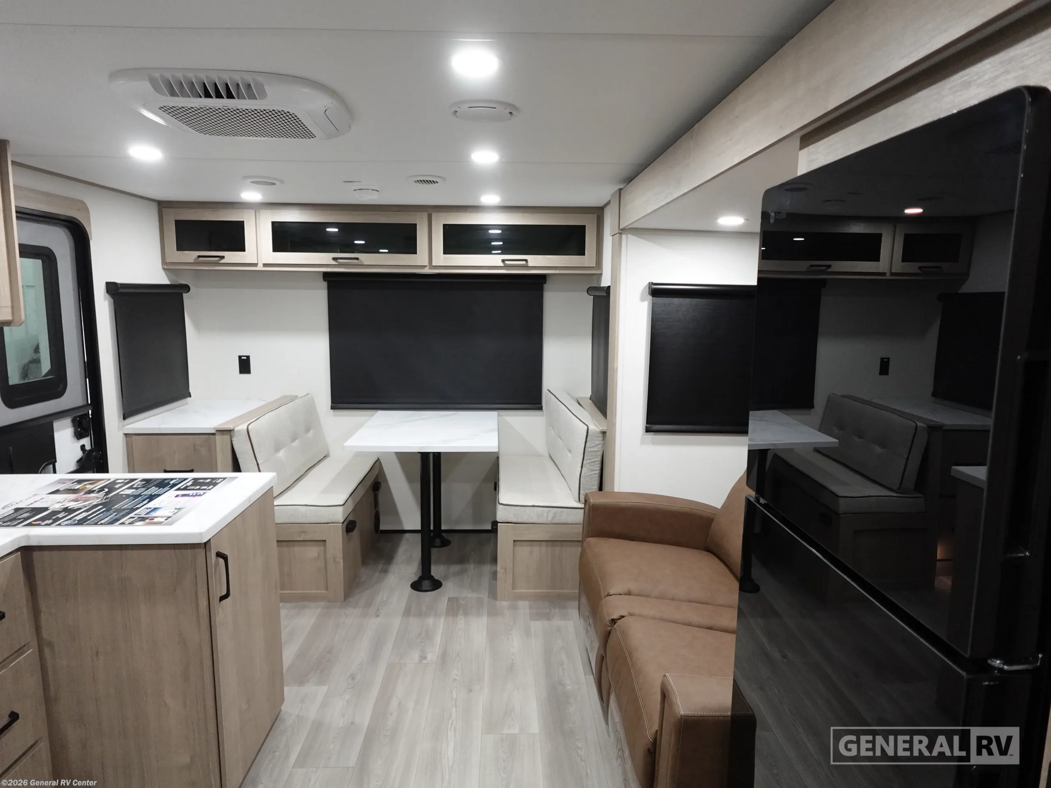 2026 Grand Design Imagine 25RLE - New Travel Trailer For Sale by General RV Center in Mount Clemens, Michigan