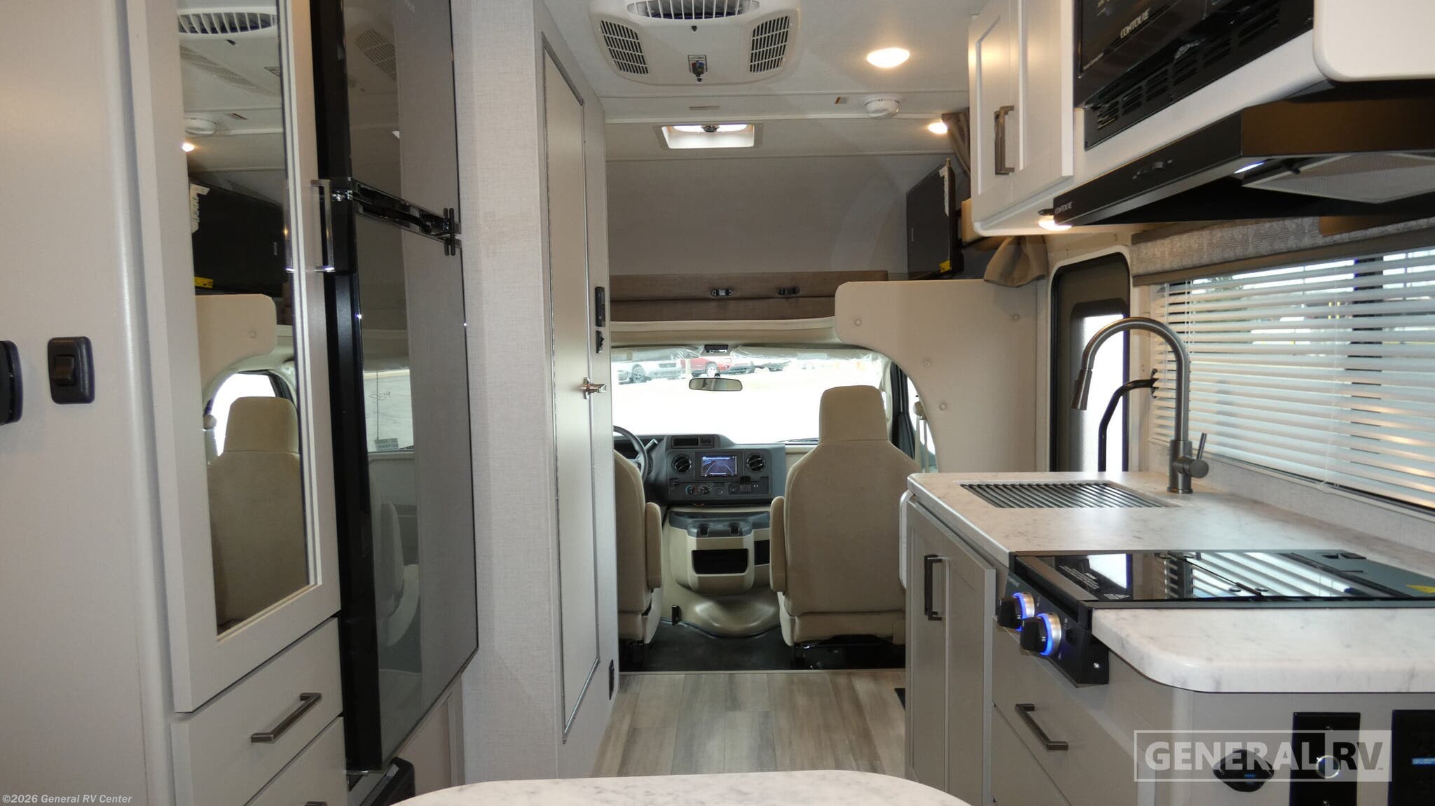 New 2026 Thor Motor Coach Pasadena SE19 Ford available in Mount Clemens, Michigan