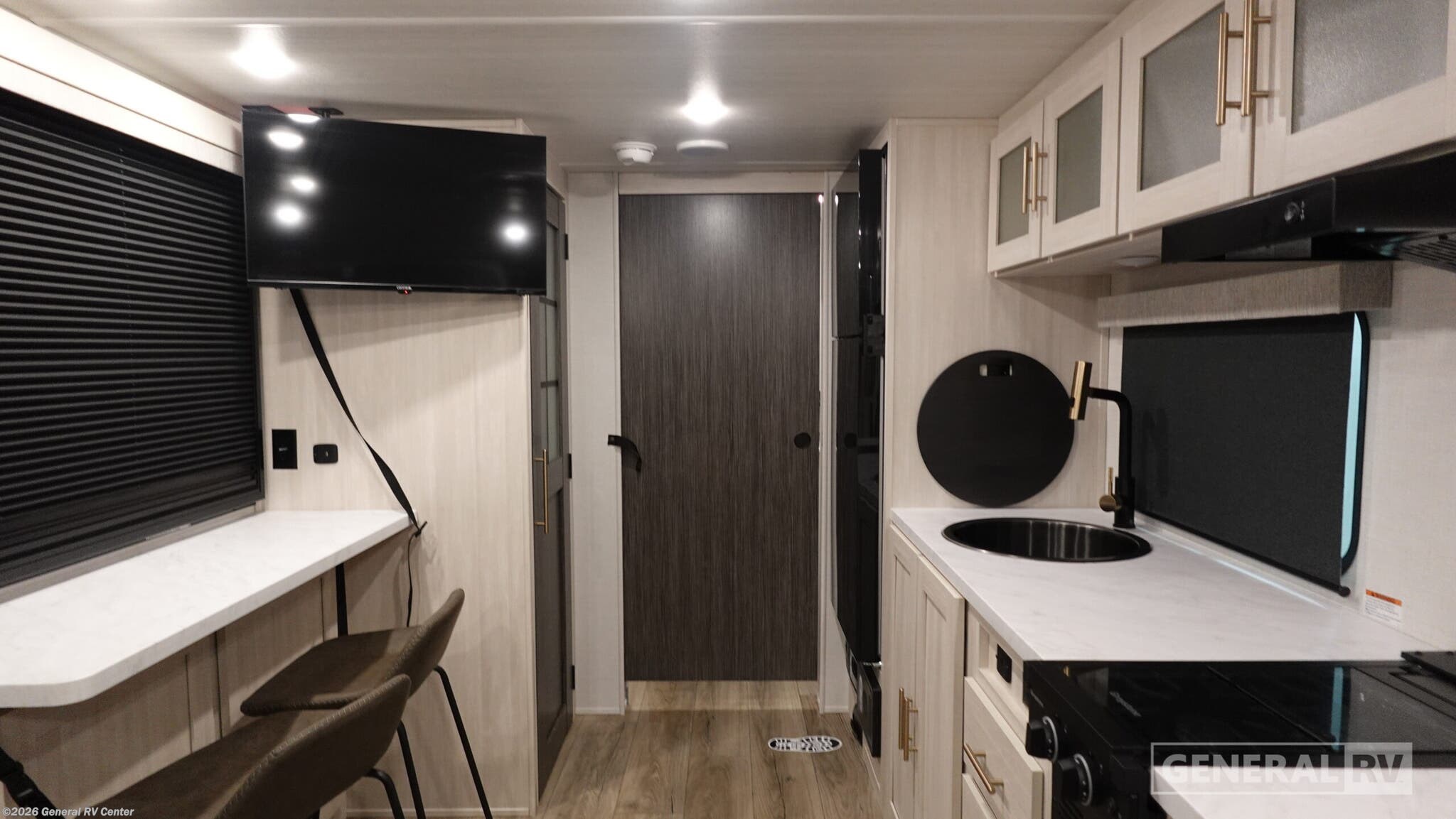 2026 Forest River R*POD RPT197 - New Travel Trailer For Sale by General RV Center in Mount Clemens, Michigan