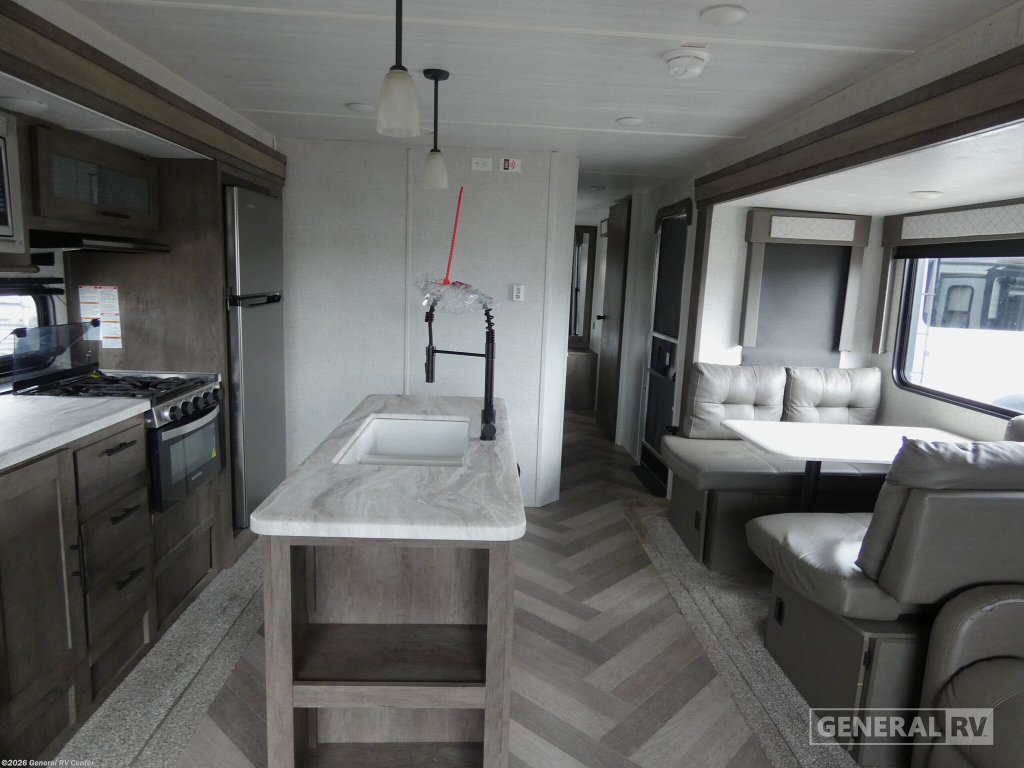 Used 2020 Forest River Wildwood 27RE available in Mount Clemens, Michigan