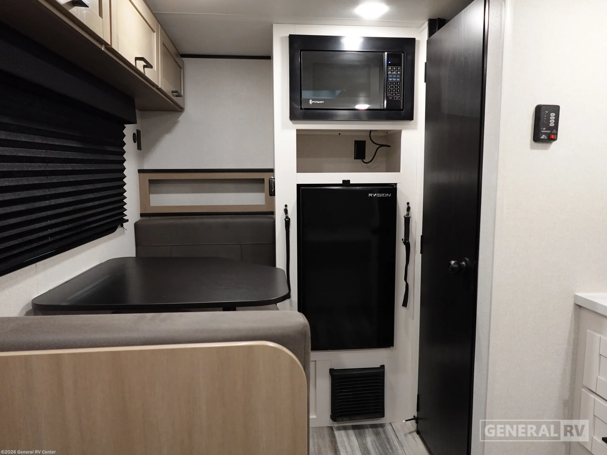 2026 Jayco FLIGHT 130RD - New Travel Trailer For Sale by General RV Center in Mount Clemens, Michigan