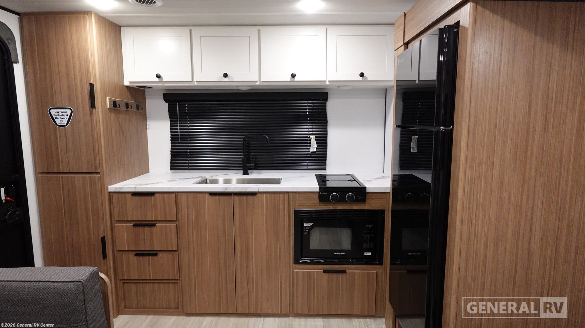 2026 Keystone Passport 210RKC - New Travel Trailer For Sale by General RV Center in Mount Clemens, Michigan