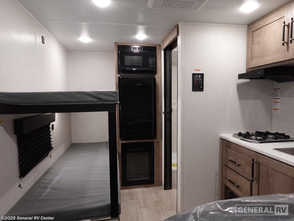 2026 Keystone Springdale 1300BH - New Travel Trailer For Sale by General RV Center in Mount Clemens, Michigan