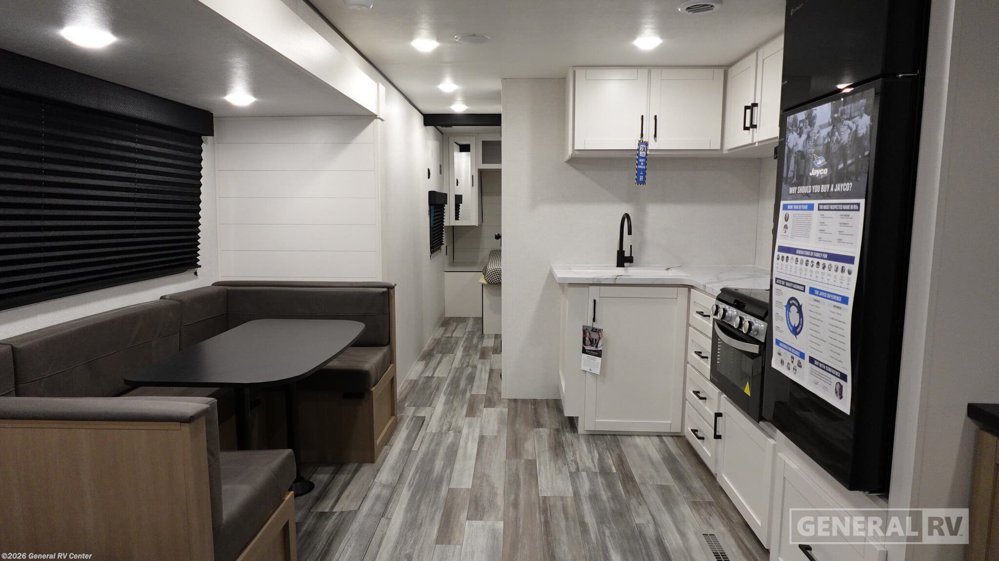New 2026 Jayco Jay Flight SLX 330TBS available in Mount Clemens, Michigan