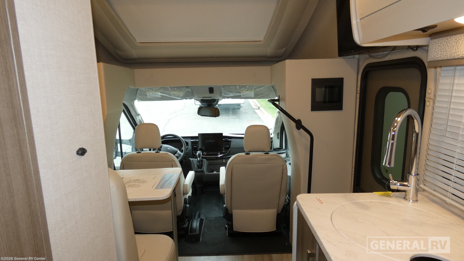 New 2026 Thor Motor Coach Gemini 22MT available in Mount Clemens, Michigan