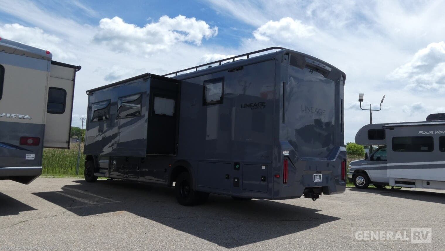 2026 Lineage 31ZW by Grand Design from General RV Center in Mount Clemens, Michigan