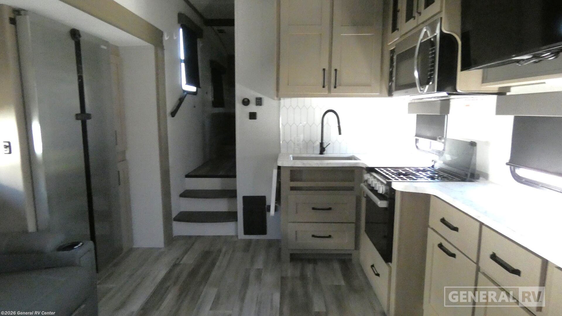 2025 Grand Design Reflection 150 Series 260RD - Used Fifth Wheel For Sale by General RV Center in Mount Clemens, Michigan