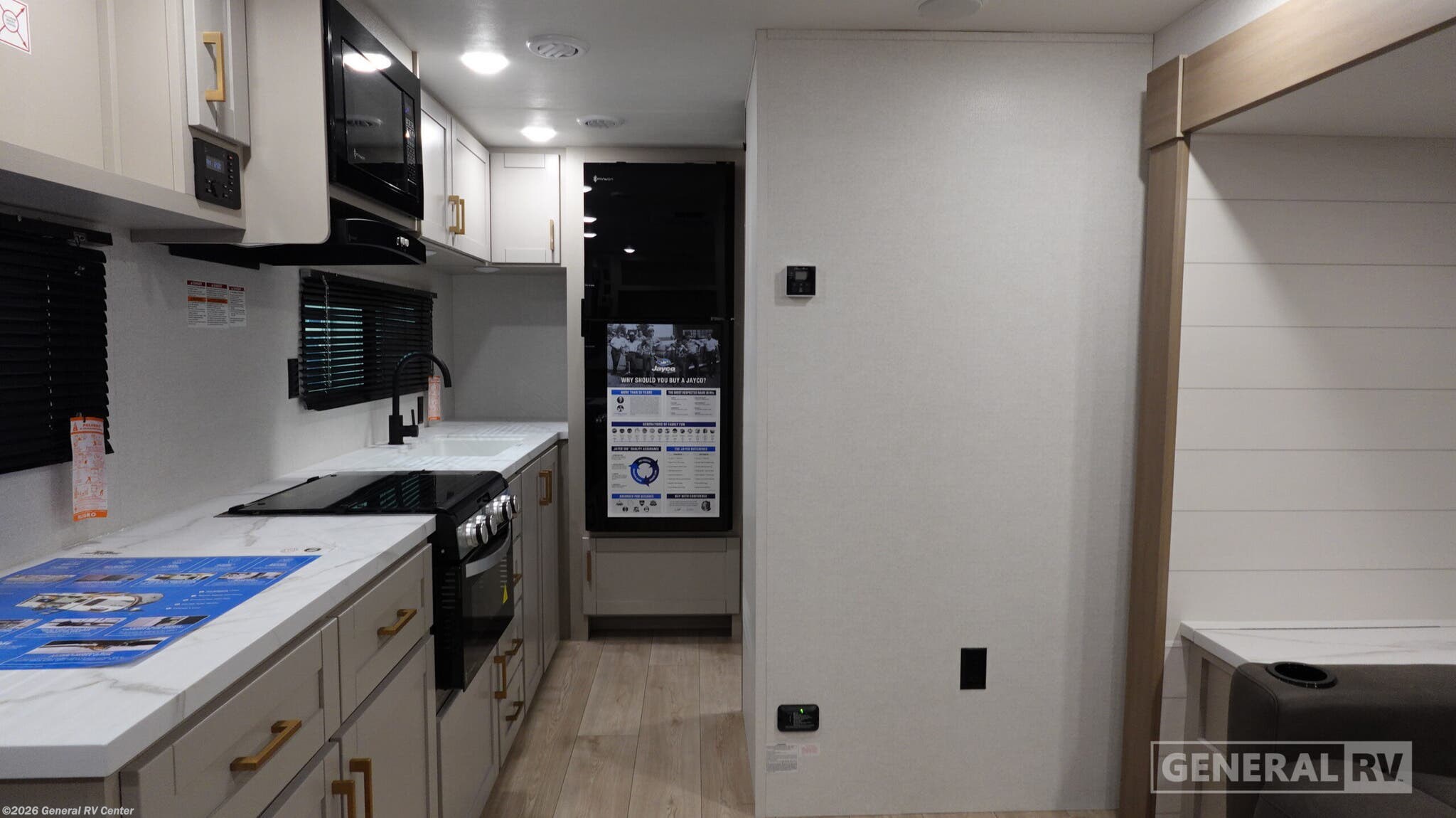 2026 Jayco Jay Flight 200MKS - New Travel Trailer For Sale by General RV Center in Mount Clemens, Michigan