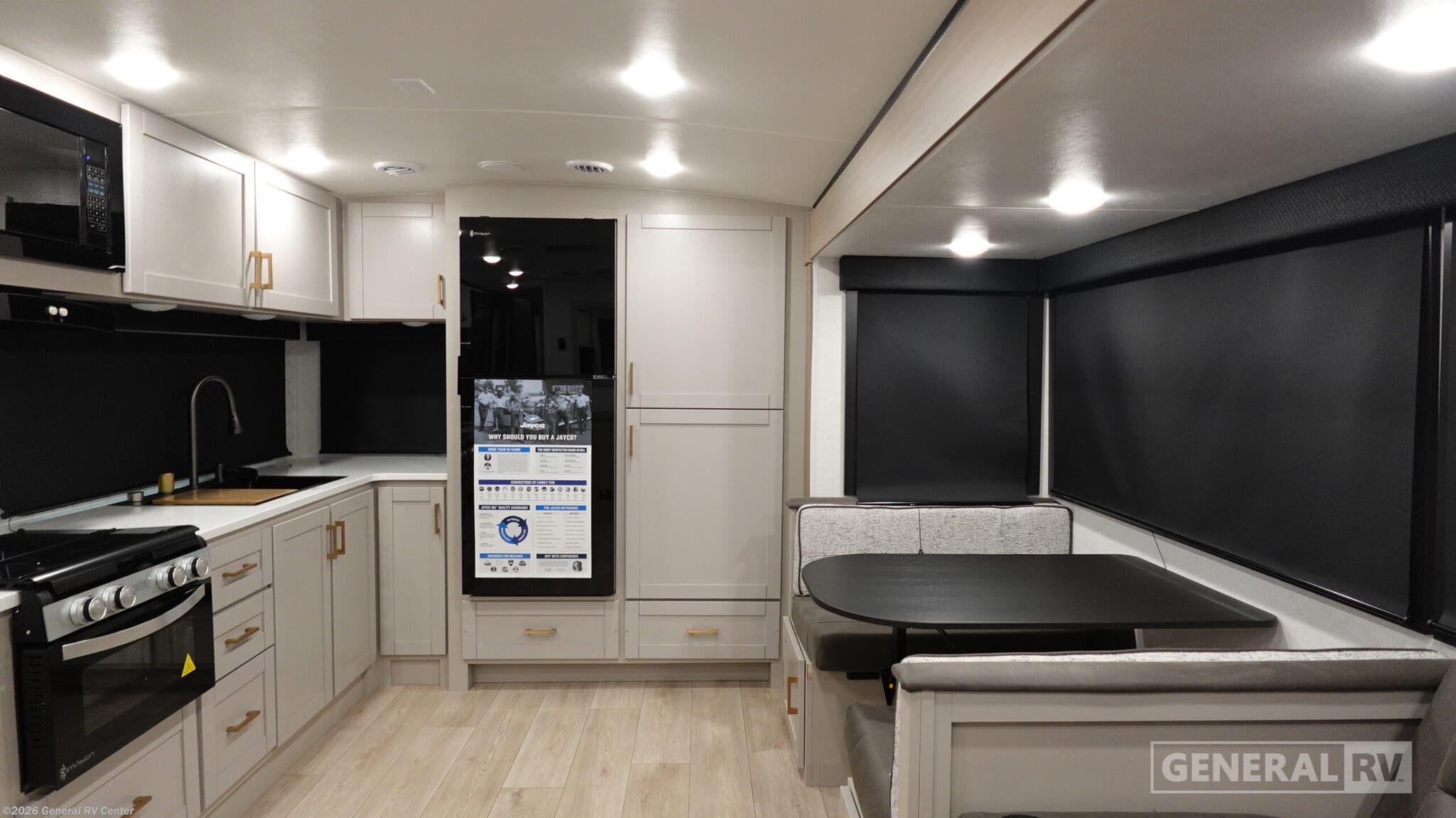 2027 Jayco Jay Feather 30RKB - New Travel Trailer For Sale by General RV Center in Mount Clemens, Michigan
