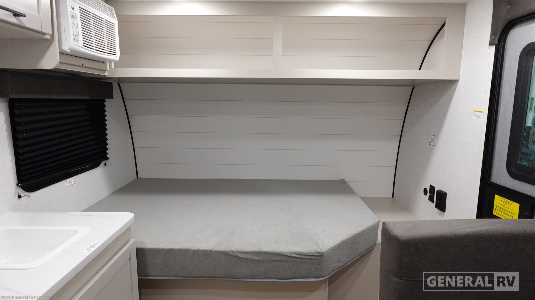 New 2026 Jayco Jay Flight SLX 130RD available in Mount Clemens, Michigan